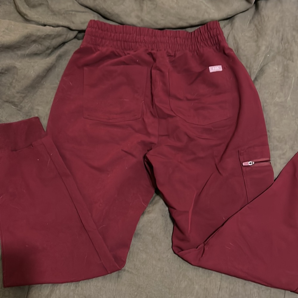 Figs Burgundy Scrubs - Picture 5 of 5